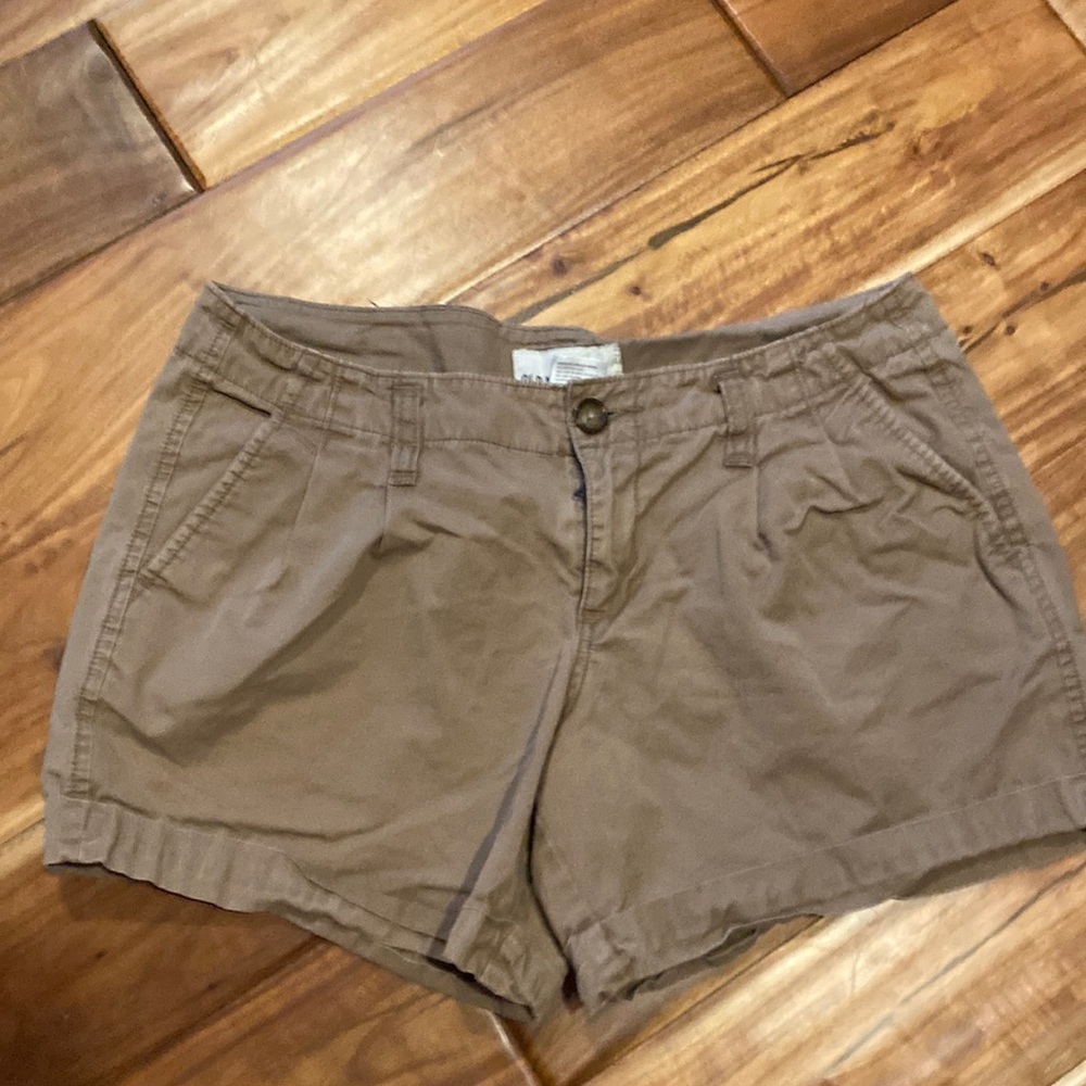 Old Navy Khaki Short